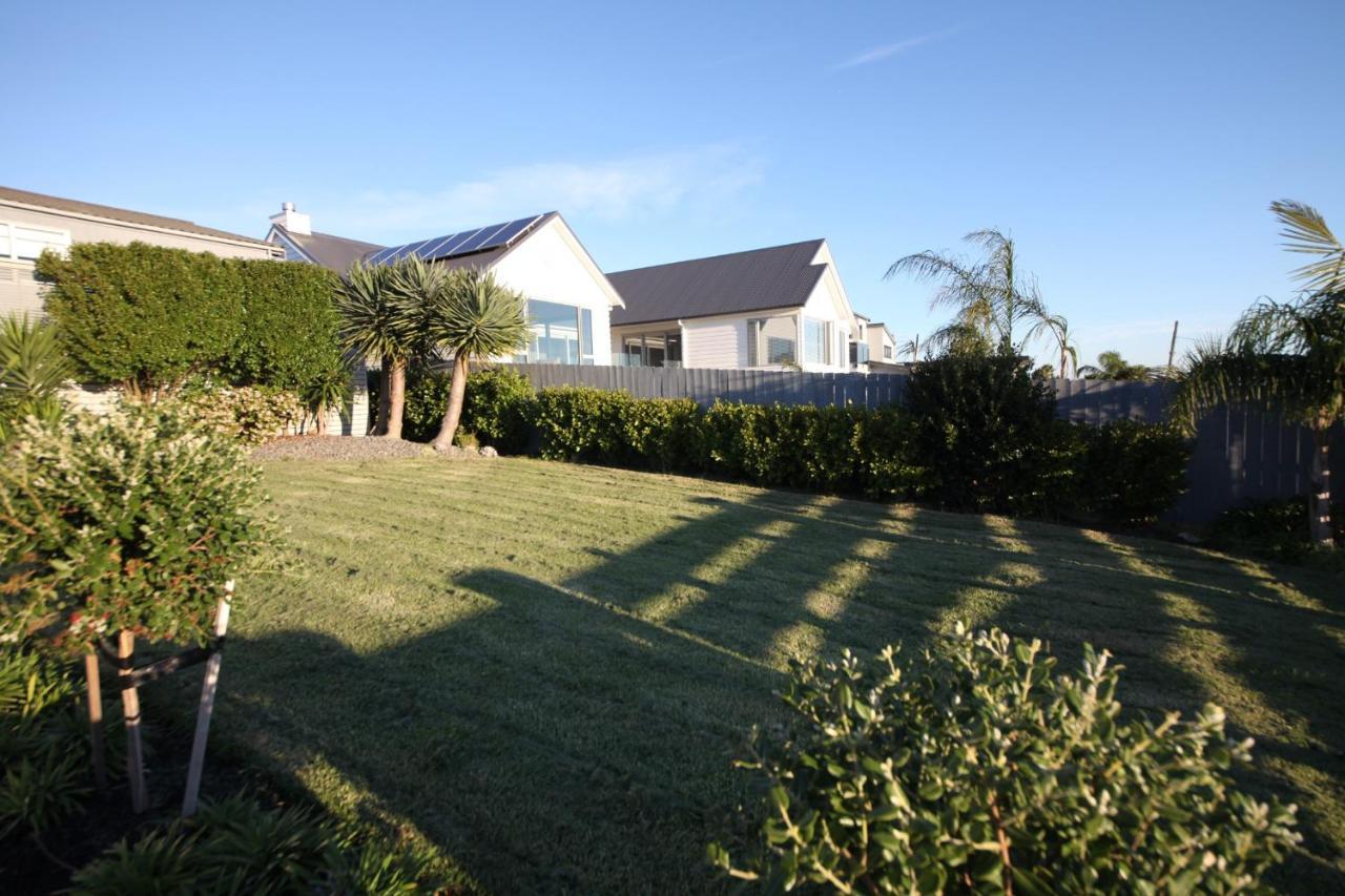 Luxury House With Clifftop Seaview Península de Península de Whangaparaoa Exterior foto